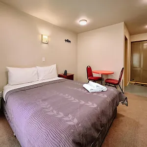 Bealey Avenue Motel